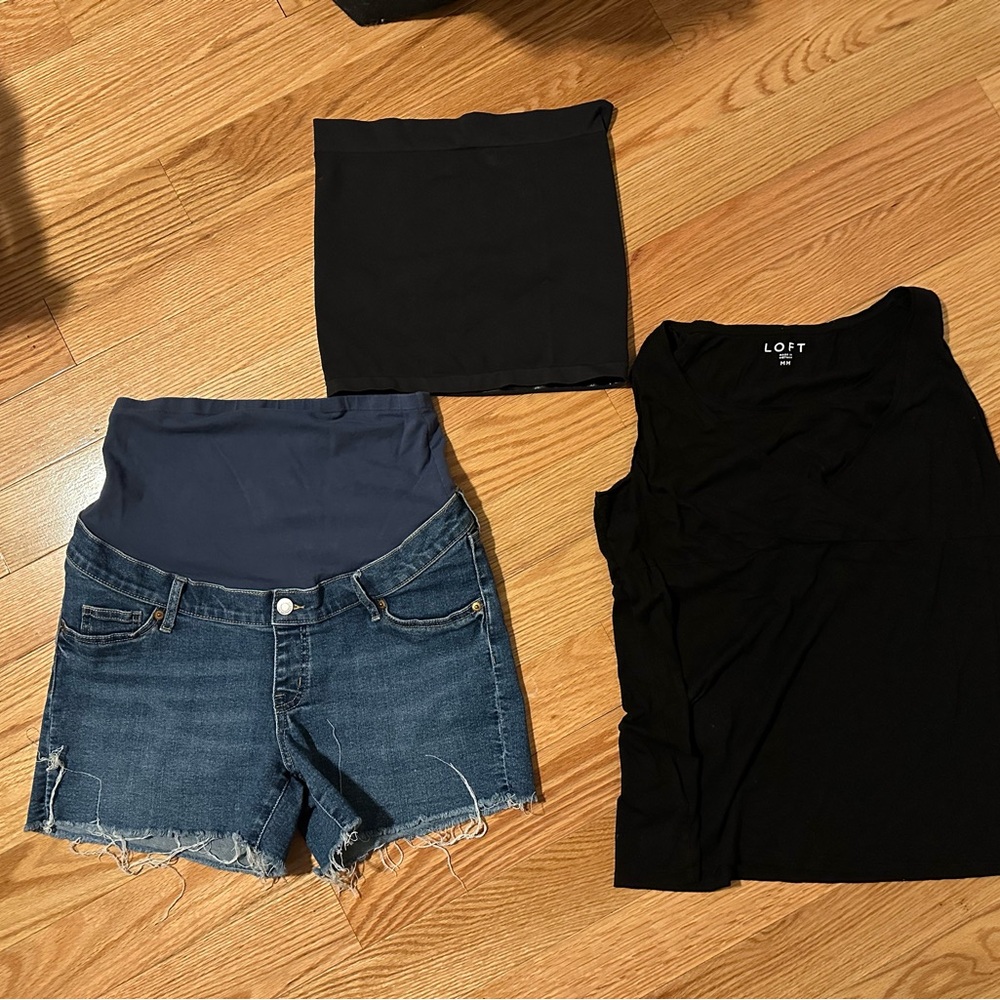 Maternity clothes
